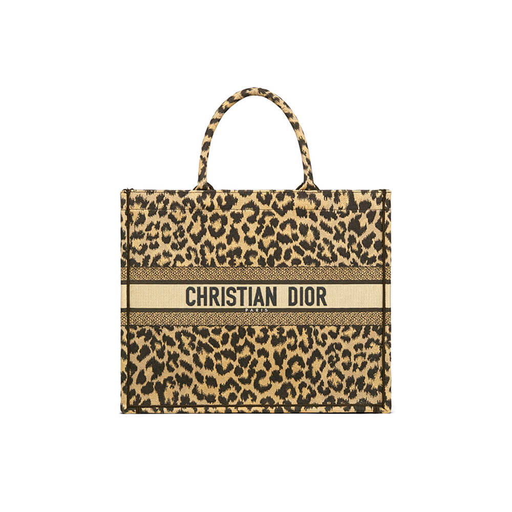 large D*or book tote