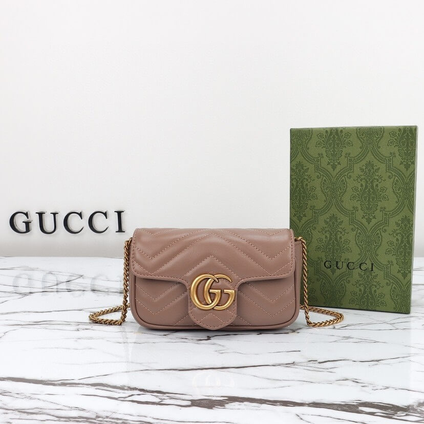GG Marmont matelasse leather super mini bag