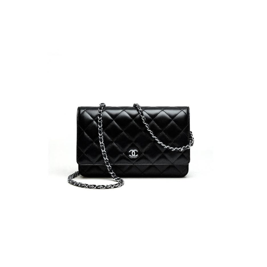 Ch*el classic chain wallet
