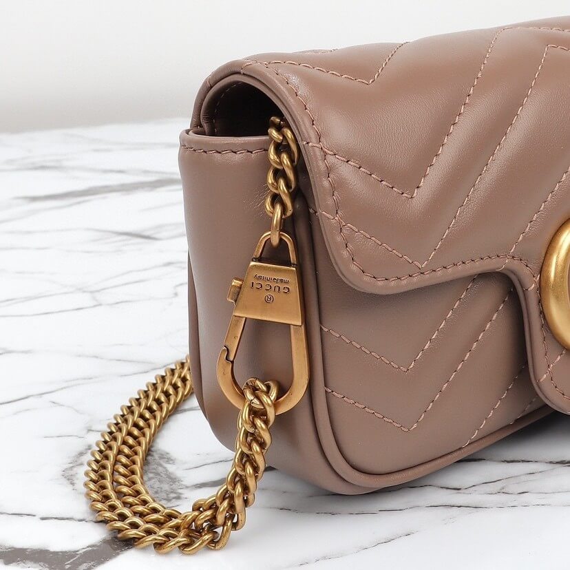 GG Marmont matelasse leather super mini bag