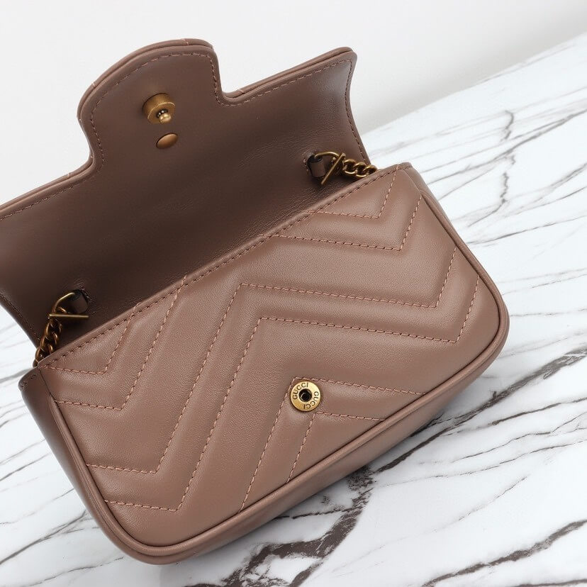 GG Marmont matelasse leather super mini bag