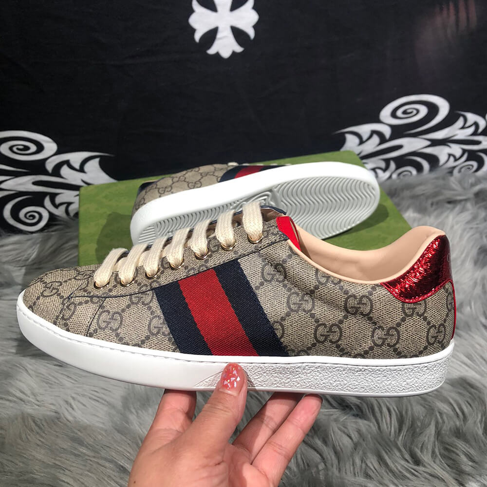ace gg Sup*e sneaker with bees