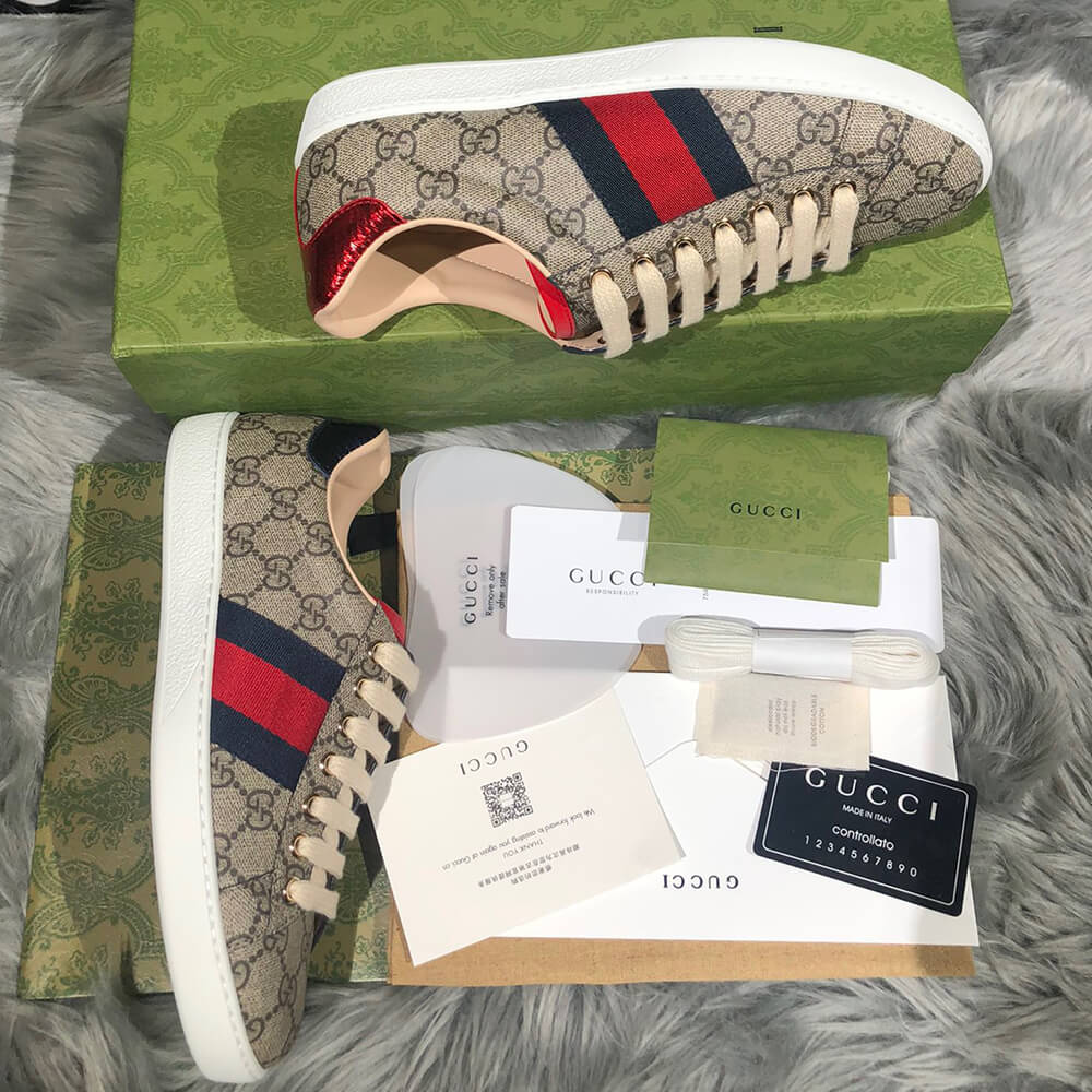 ace gg Sup*e sneaker with bees