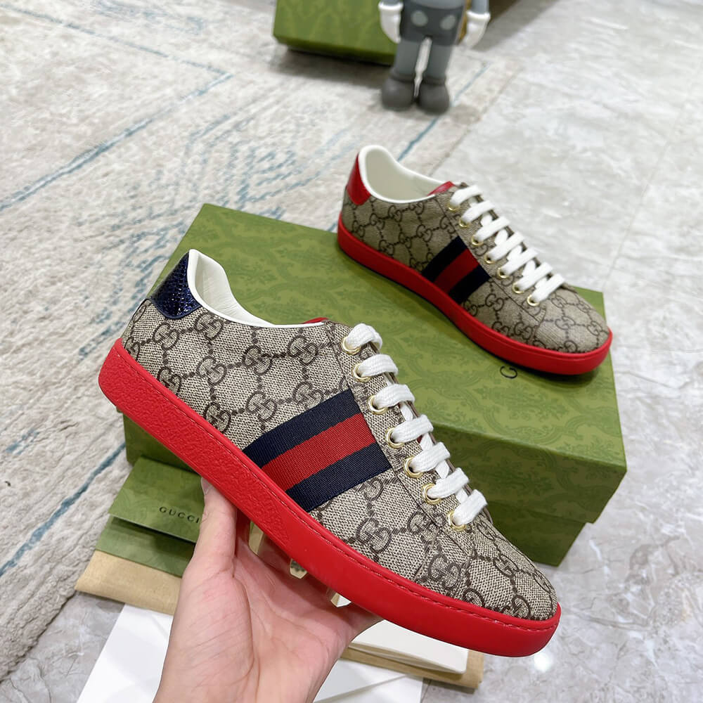 ace gg Sup*e sneaker with bees
