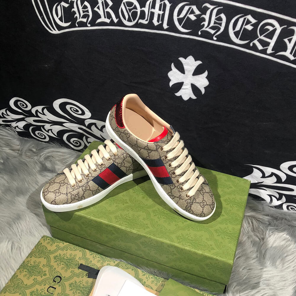 ace gg Sup*e sneaker with bees