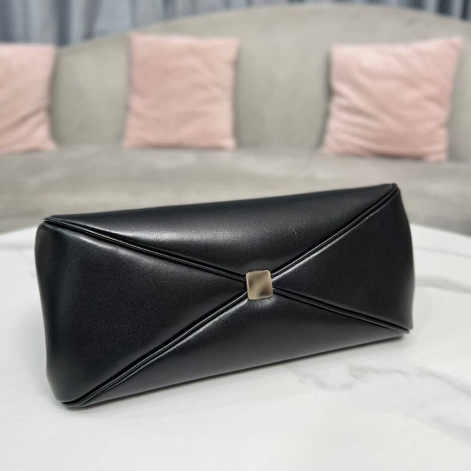 medium D*or key bag